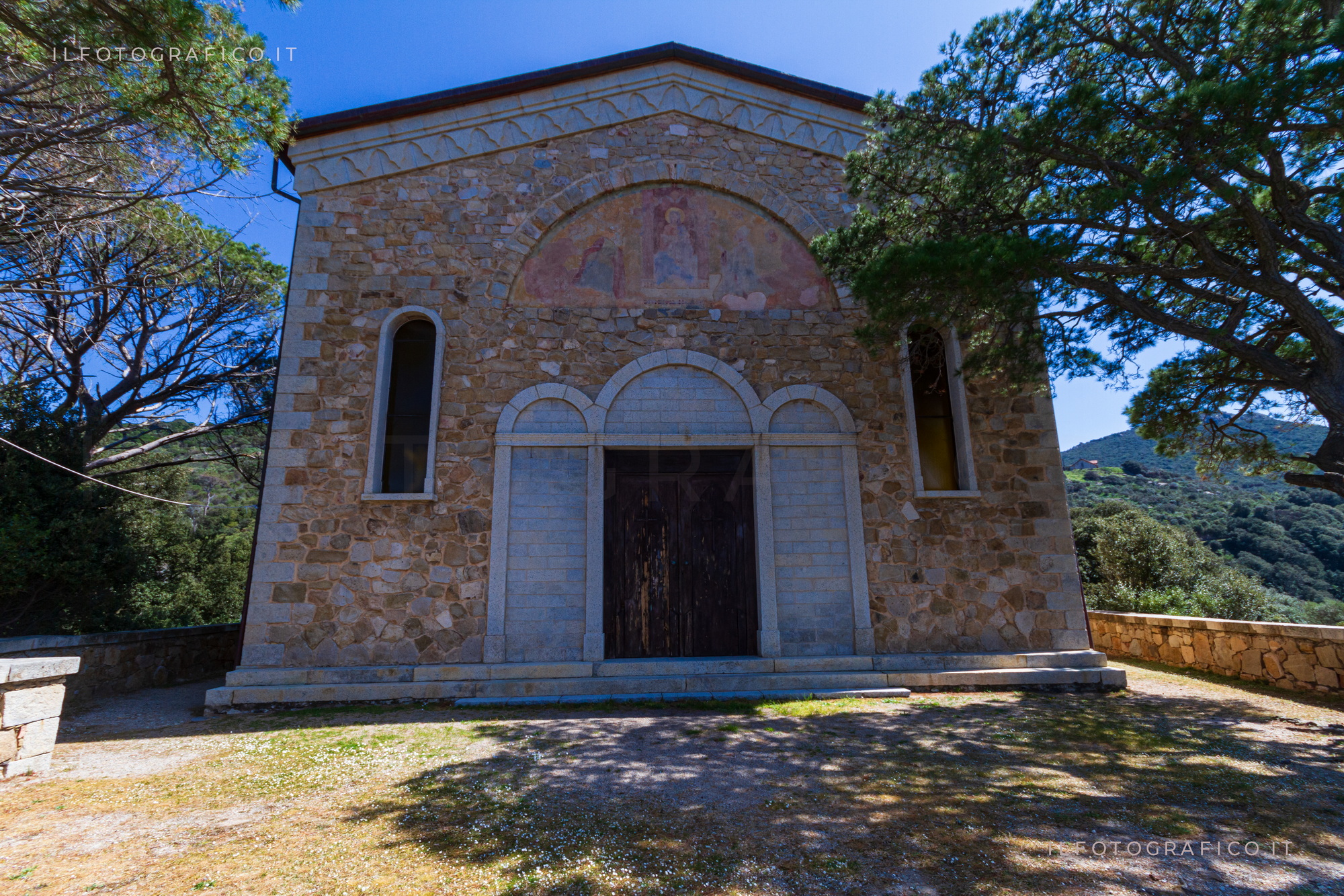 chiesa di santa barbara ingurtosu